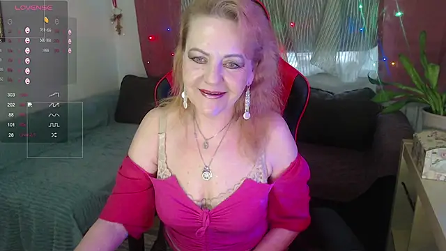 Snapshot of Liset_Monro chatting on May 23, 5:28 am Liset Monro online show from May 23, 5:28 am