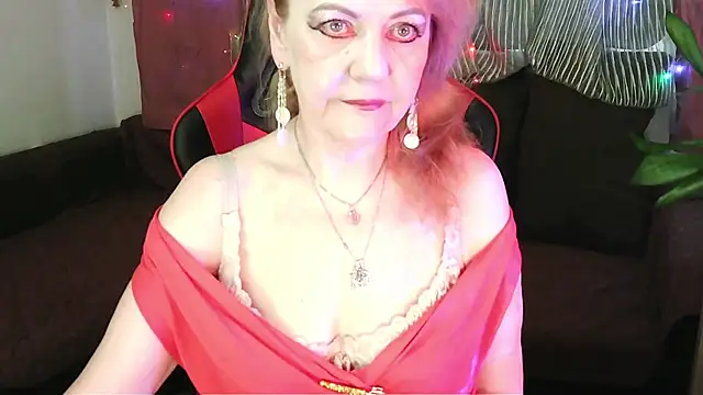 Snapshot of Liset_Monro chatting on June 16, 2:11 am Liset Monro online show from June 16, 2:11 am