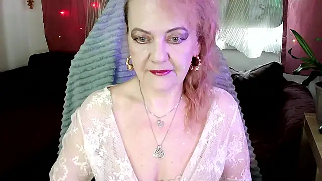 Snapshot of Liset_Monro chatting on June 4, 5:01 am Liset Monro online show from June 4, 5:01 am
