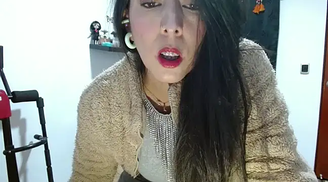 ella peck online show from February 6, 4:10 am
