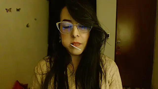 Snapshot of ella_peck chatting on July 10, 4:01 am ella peck online show from July 10, 4:01 am