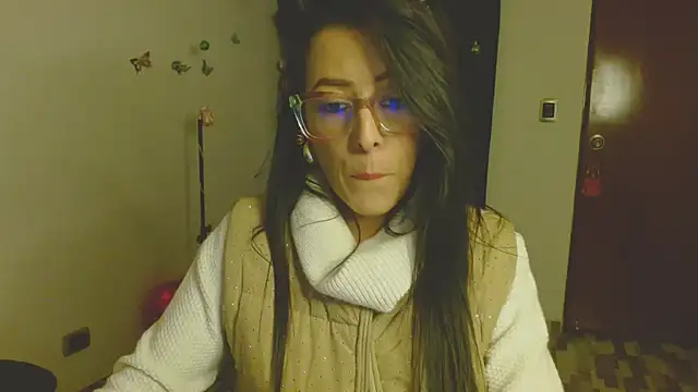 ella peck online show from December 3, 2:12 am