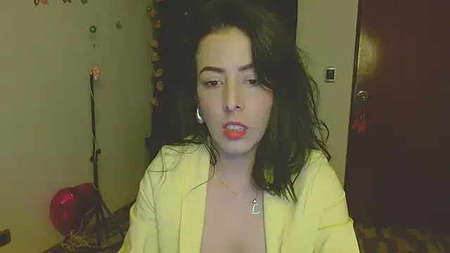 ella peck online show from December 18, 4:50 am