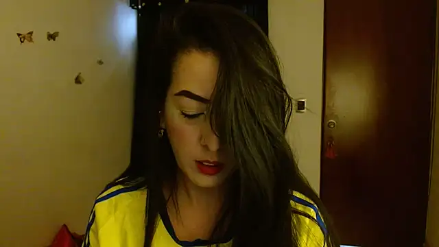 Snapshot of ella_peck chatting on June 27, 9:10 pm ella peck online show from June 27, 9:10 pm