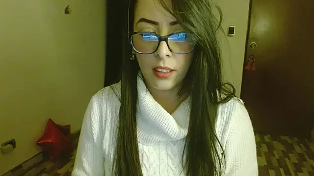Snapshot of ella_peck chatting on July 21, 3:52 am ella peck online show from July 21, 3:52 am