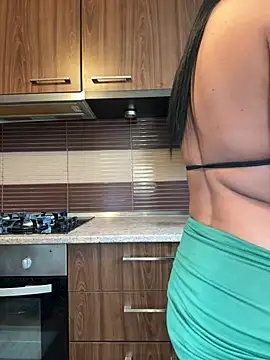 Snapshot of Hotmomcheckk_ chatting on March 12, 8:41 am Hotmomcheckk online show from March 12, 8:41 am