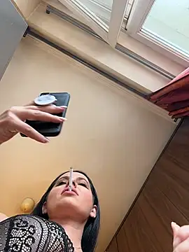 Hotmomcheckk  online show from March 24, 10:26 am