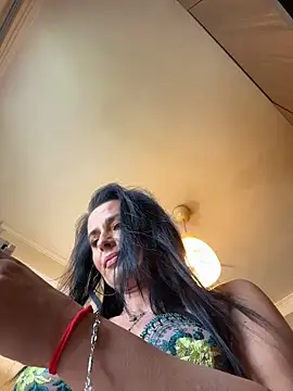 Hotmomcheckk  online show from June 10, 10:49 am