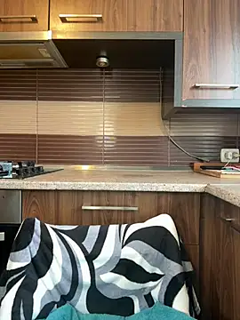 Snapshot of Hotmomcheckk_ chatting on March 16, 8:21 am Hotmomcheckk online show from March 16, 8:21 am