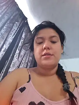 Sophie-hatter online show from March 25, 12:15 pm