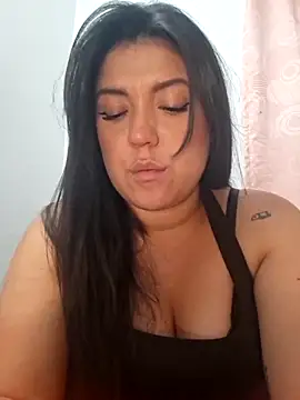 Sophie-hatter online show from April 12, 1:09 am