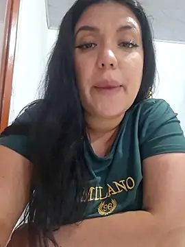Snapshot of Sophie-hatter chatting on June 9, 12:11 am Sophie-hatter online show from June 9, 12:11 am