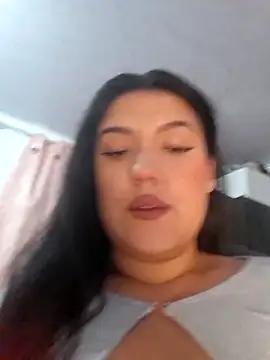 Sophie-hatter online show from March 9, 9:40 pm