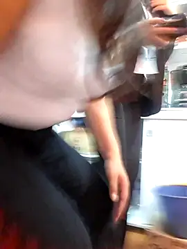 Sophie-hatter online show from April 23, 2:08 pm