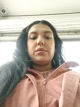 Sophie-hatter online show from March 18, 5:33 pm