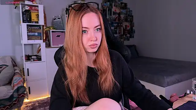 LinaWitch online show from November 7, 10:31 am