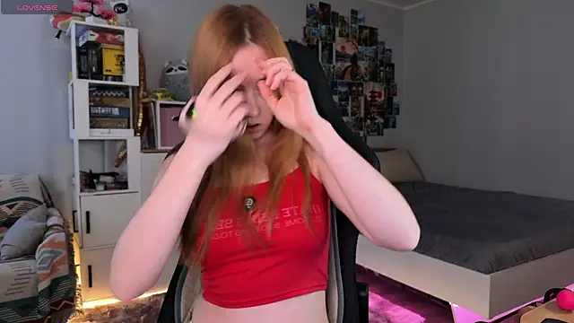 LinaWitch online show from November 6, 10:41 am