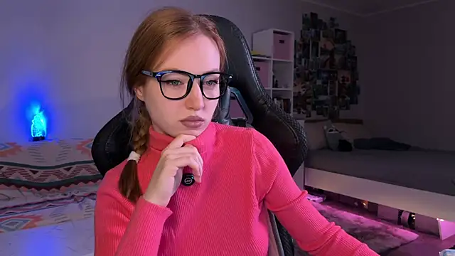 LinaWitch online show from October 16, 11:18 am