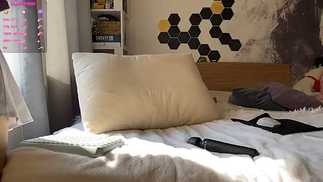 LinaWitch online show from February 26, 8:06 am