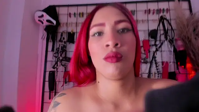 charrlotte quinn online show from December 5, 2:59 pm