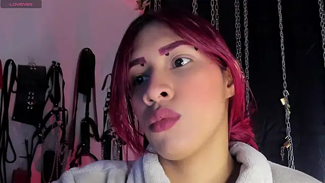 charrlotte quinn online show from June 4, 12:43 pm