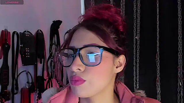charrlotte quinn online show from July 1, 10:10 pm