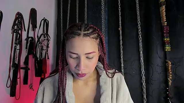 charrlotte quinn online show from February 25, 12:38 pm