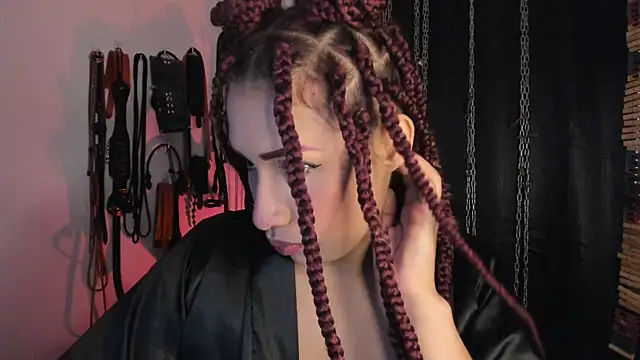 charrlotte quinn online show from July 15, 1:07 pm