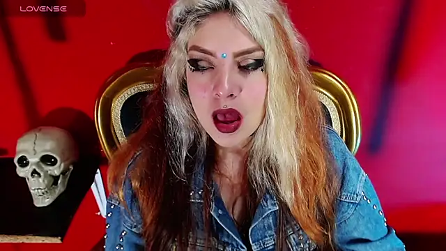 Snapshot of GoddessJovita666 chatting on December 4, 5:16 pm GoddessJovita666 online show from December 4, 5:16 pm