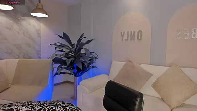 MollySundersX online show from January 9, 9:44 pm