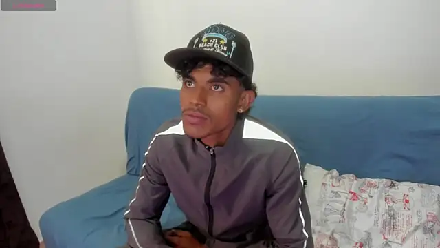 Snapshot of Chirstopher_Jacob chatting on December 4, 1:43 pm Chirstopher Jacob online show from December 4, 1:43 pm