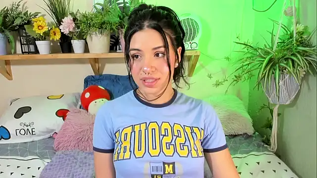 MiaaRose online show from October 21, 5:45 pm