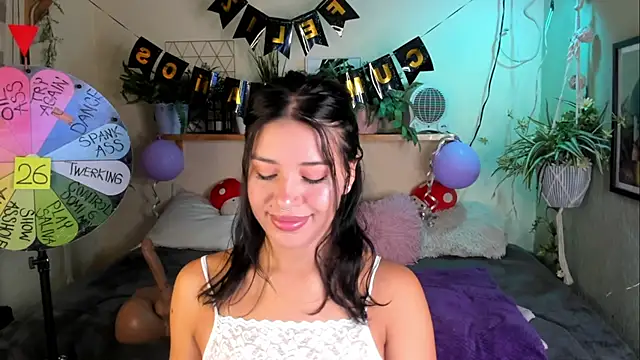 MiaaRose online show from March 7, 4:56 pm