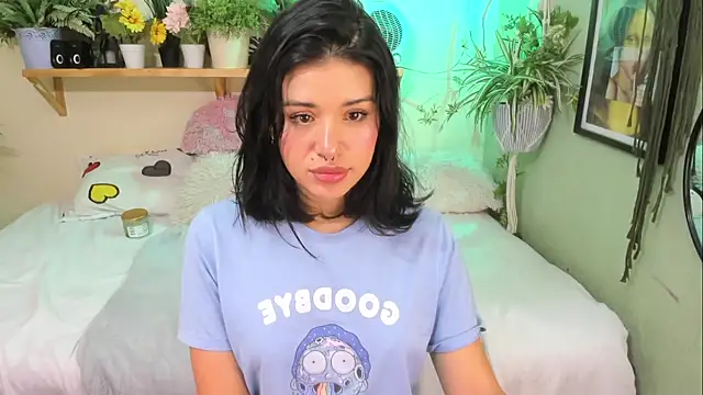MiaaRose online show from September 18, 4:32 pm