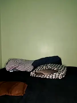 Fuckbudiez online show from March 29, 7:15 pm