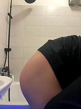 czruz online show from October 7, 12:44 am