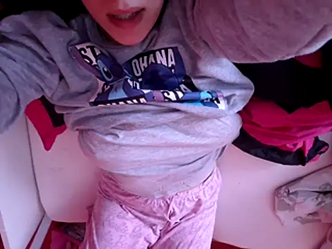 czruz online show from November 26, 9:42 am