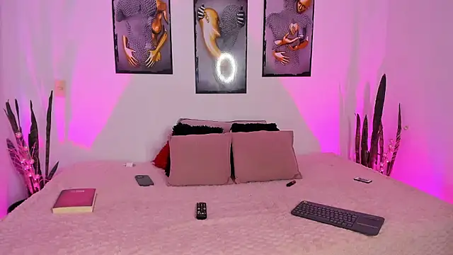 Stanlor1226 online show from January 13, 1:09 am