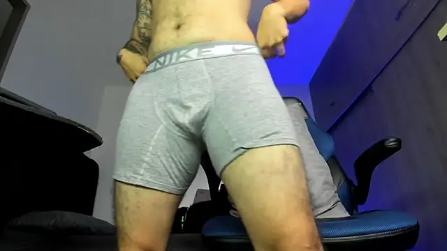 male pussy online show from November 29, 6:19 pm