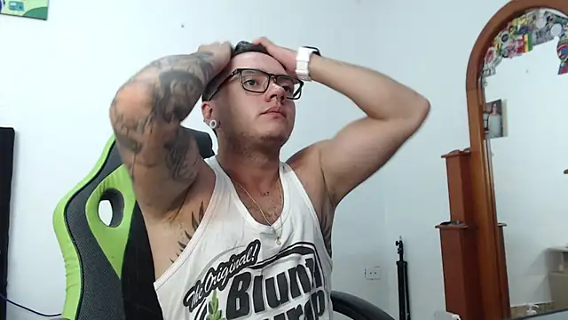 male pussy online show from May 28, 12:29 am