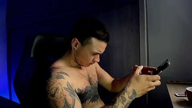 male pussy online show from January 11, 6:48 pm