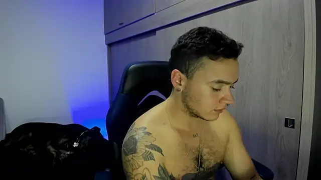 male pussy online show from January 15, 4:16 am