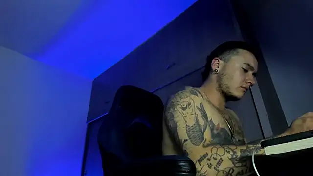 male pussy online show from December 1, 2:56 am