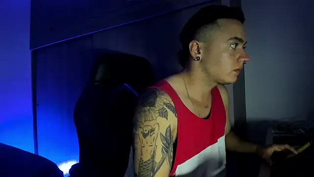 male pussy online show from December 5, 6:39 pm