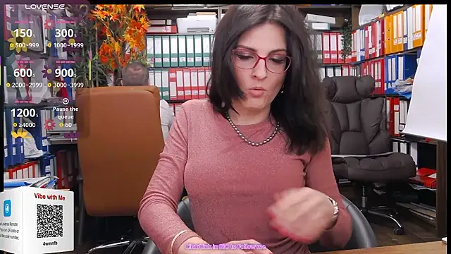 classyladyrellax online show from January 14, 1:26 pm