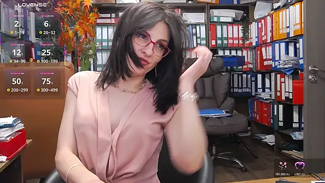classyladyrellax online show from May 2, 11:26 am