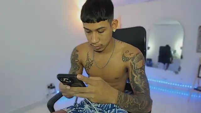 slim master12 online show from December 17, 9:42 pm