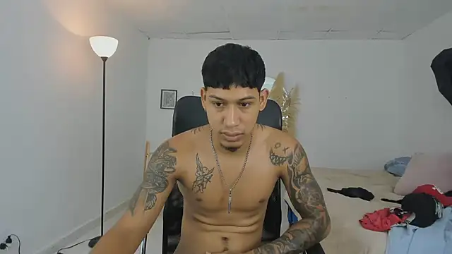 slim master12 online show from March 5, 10:59 pm