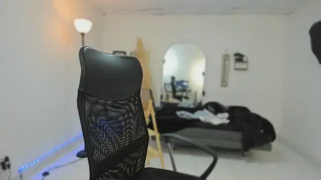 slim master12 online show from January 18, 3:15 pm