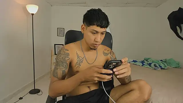 slim master12 online show from March 3, 11:56 pm